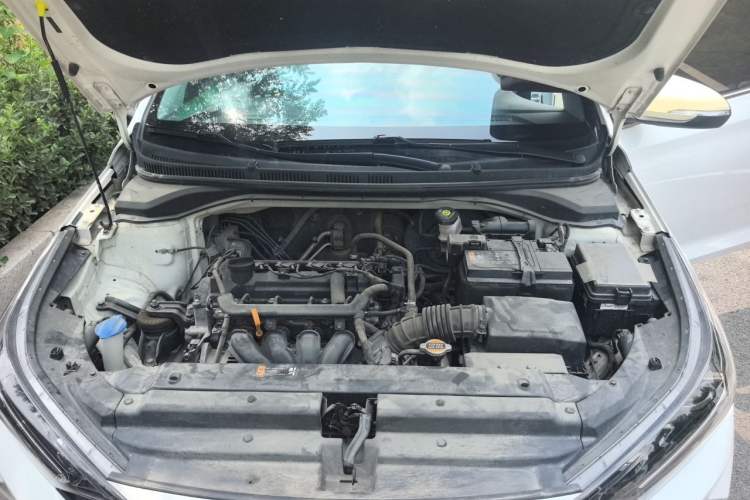 Used Hyundai Verna (new generation) 2020 1.4L CVT GLS Cool Edition Engine Bay
