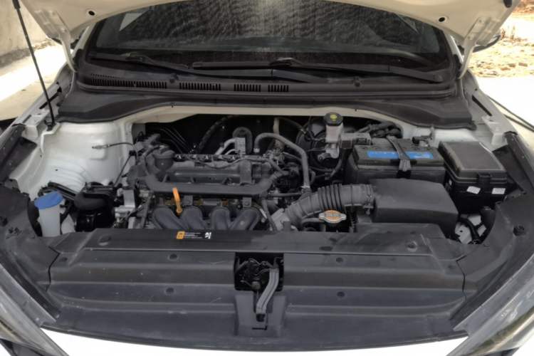 Used Hyundai Verna (new generation) 2020 1.4L Manual GLS Cool Edition Engine Bay