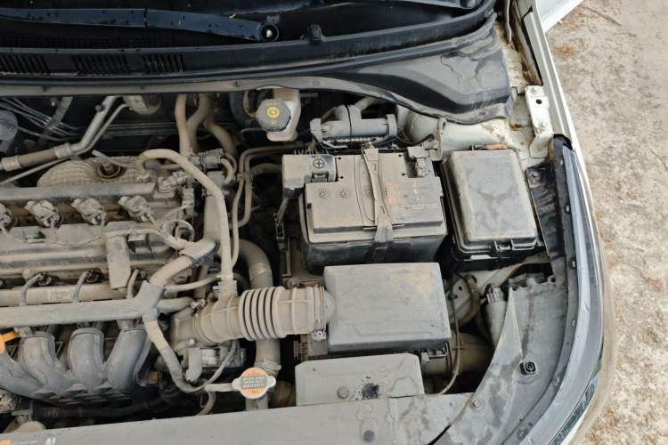 Used Hyundai Verna (new generation) 2020 1.4L CVT GLS Cool Edition Engine Bay Left