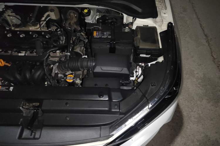 Used Hyundai Verna (new generation) 2020 1.4L Manual GLS Cool Edition Engine Bay Left