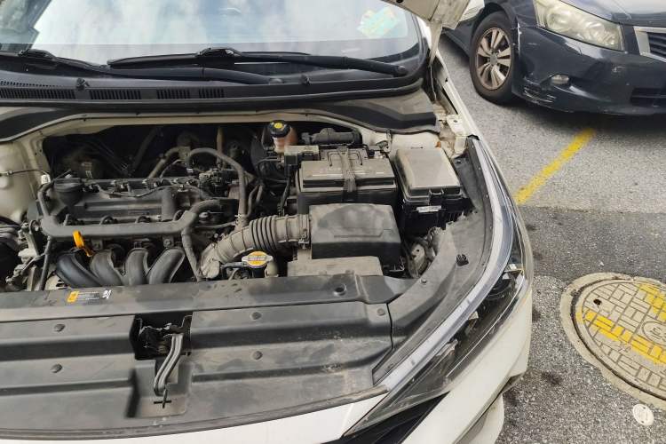Used Hyundai Verna (new generation) 2020 1.4L CVT GLS Cool Edition Engine Bay Left