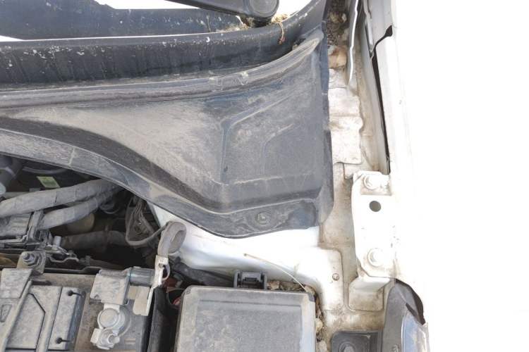 Used Hyundai Verna (new generation) 2020 1.4L Manual GLS Cool Edition Engine Bay Left