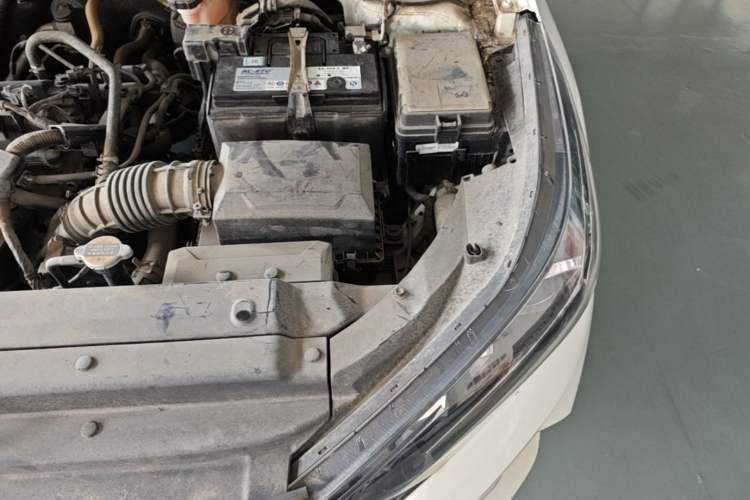 Used Hyundai Verna (new generation) 2020 1.4L Manual GLS Cool Edition Engine Bay Left