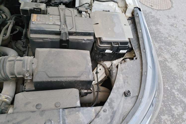 Used Hyundai Verna (new generation) 2020 1.4L Manual GLS Cool Edition Engine Bay Left