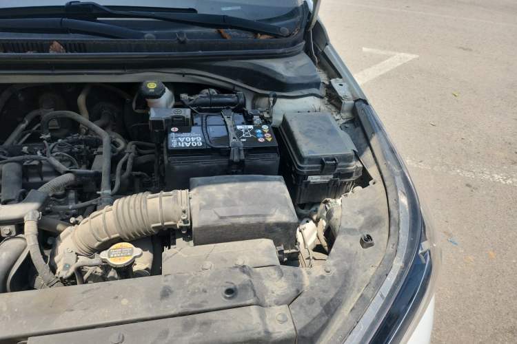 Used Hyundai Verna (new generation) 2020 1.4L CVT GLS Cool Edition Engine Bay Left