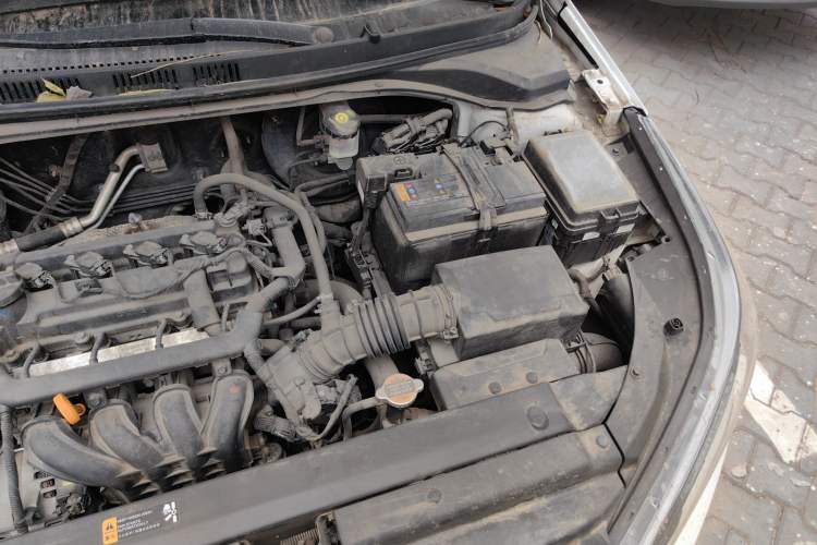 Used Hyundai Verna (new generation) 2020 1.4L Manual GLS Cool Edition Engine Bay Left
