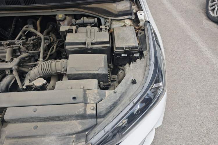 Used Hyundai Verna (new generation) 2020 1.4L CVT GLS Cool Edition Engine Bay Left