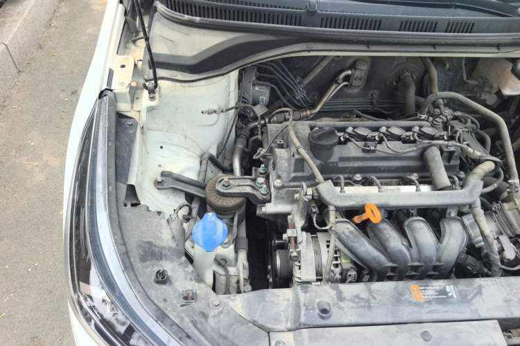 Used Hyundai Verna (new generation) 2020 1.4L CVT GLS Cool Edition Engine Bay Right