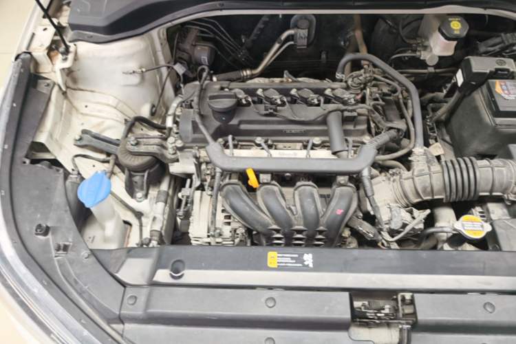 Used Hyundai Verna (new generation) 2020 1.4L Manual GS Youth Edition Engine Bay Right