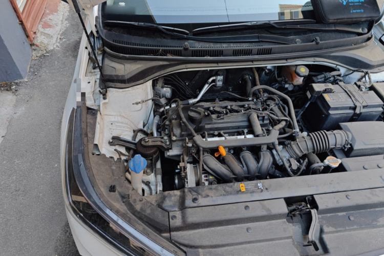 Used Hyundai Verna (new generation) 2020 1.4L Manual GLS Cool Edition Engine Bay Right