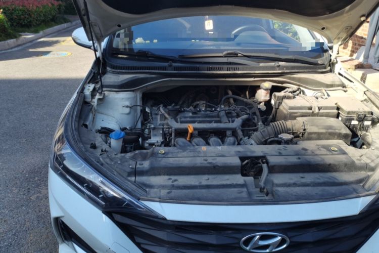 Used Hyundai Verna (new generation) 2020 1.4L Manual GLS Cool Edition Engine Bay Right