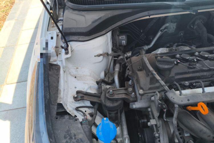 Used Hyundai Verna (new generation) 2020 1.4L Manual GLS Cool Edition Engine Bay Right