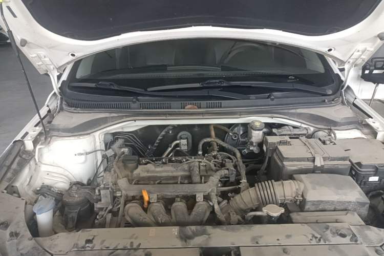 Used Hyundai Verna (new generation) 2020 1.4L CVT TOP Elite Edition Engine Bay