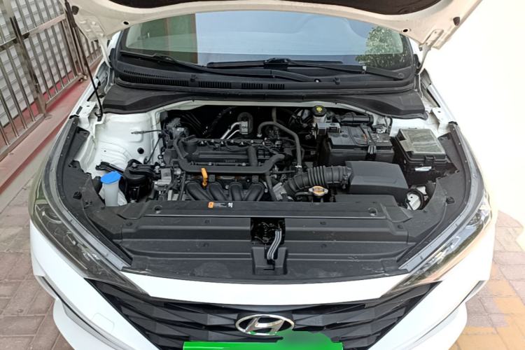 Used Hyundai Verna (new generation) 2020 1.4L CVT GLS Cool Edition Engine Bay
