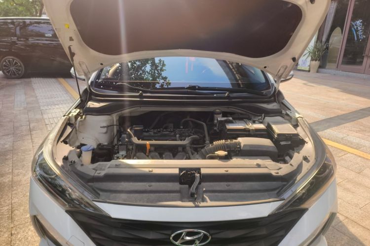 Used Hyundai Verna (new generation) 2020 1.4L CVT GLS Cool Edition Engine Bay