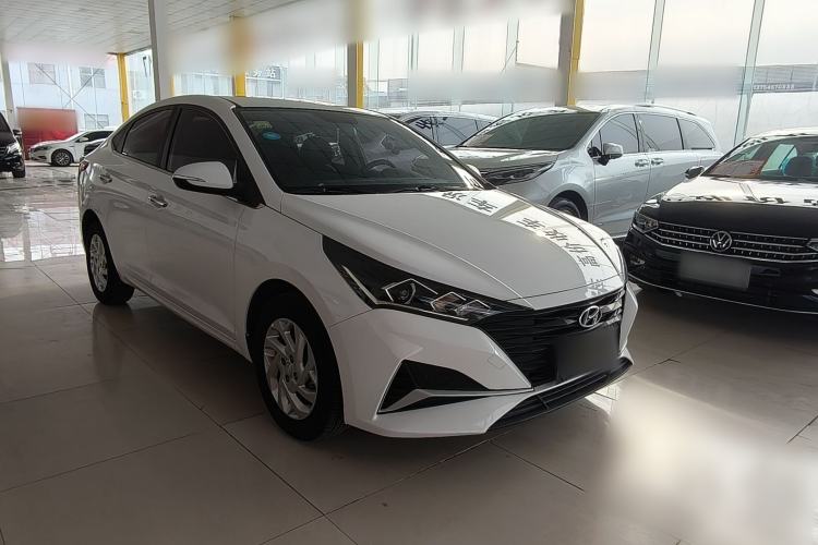 Used Hyundai Verna (new generation) 2020 1.4L CVT GLS Cool Edition Exterior 2