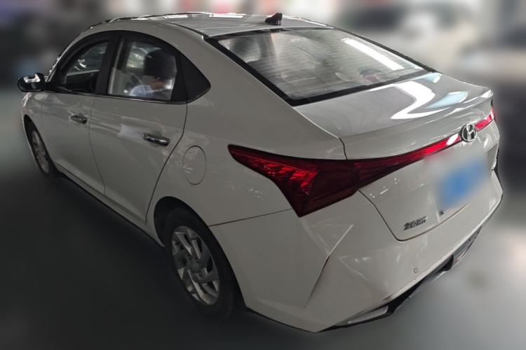 Used Hyundai Verna (new generation) 2020 1.4L Manual GLS Cool Edition Exterior 3