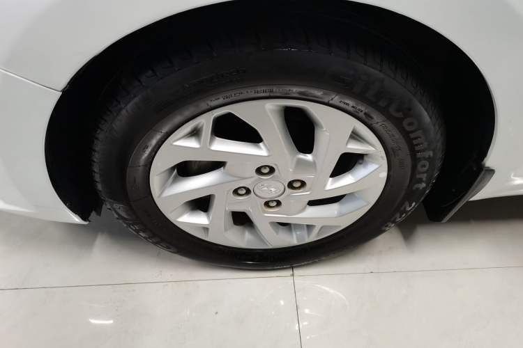 Used Hyundai Verna (new generation) 2020 1.4L CVT GLS Cool Edition Exterior 3