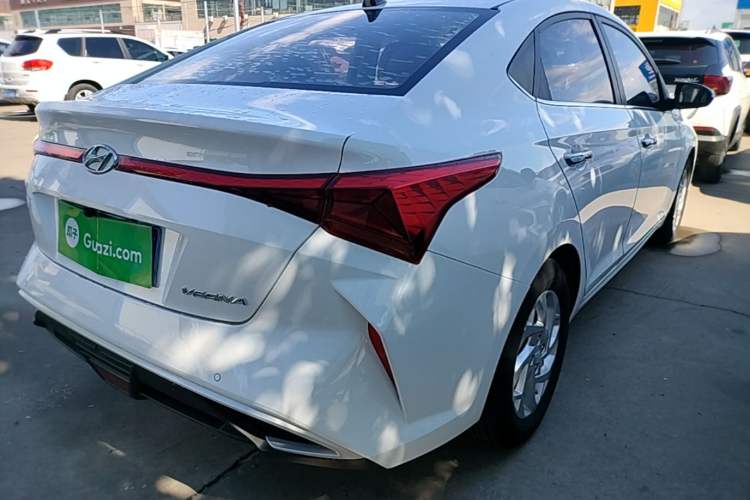 Used Hyundai Verna (new generation) 2020 1.4L Manual GLS Cool Edition Exterior 3