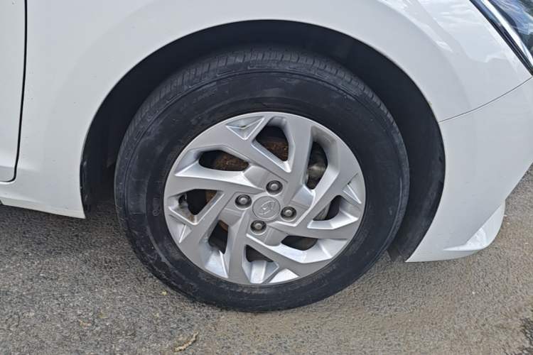 Used Hyundai Verna (new generation) 2020 1.4L CVT GLS Cool Edition Exterior 4