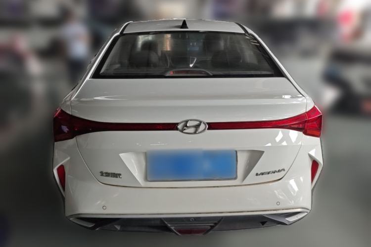 Used Hyundai Verna (new generation) 2020 1.4L Manual GLS Cool Edition Exterior 4
