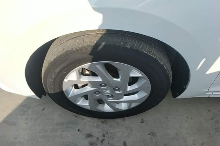 Used Hyundai Verna (new generation) 2020 1.4L CVT TOP Elite Edition Exterior 4