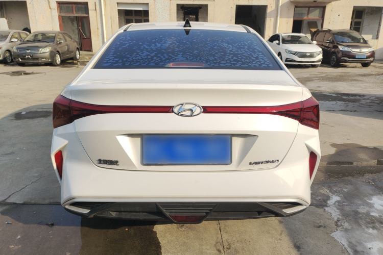 Used Hyundai Verna (new generation) 2020 1.4L Manual GS Youth Edition Exterior 4