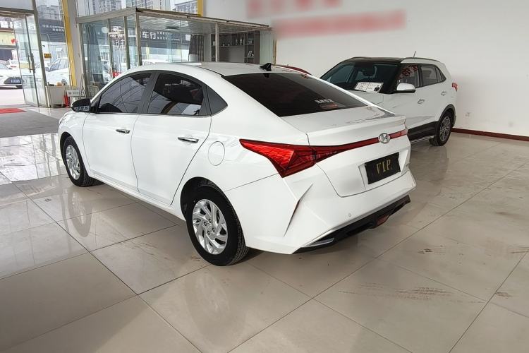 Used Hyundai Verna (new generation) 2020 1.4L CVT GLS Cool Edition Exterior 5