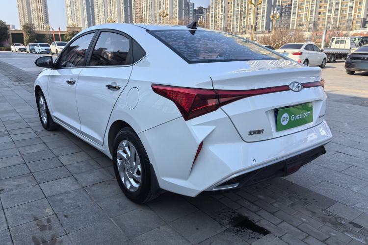 Used Hyundai Verna (new generation) 2020 1.4L Manual GLS Cool Edition Exterior 6