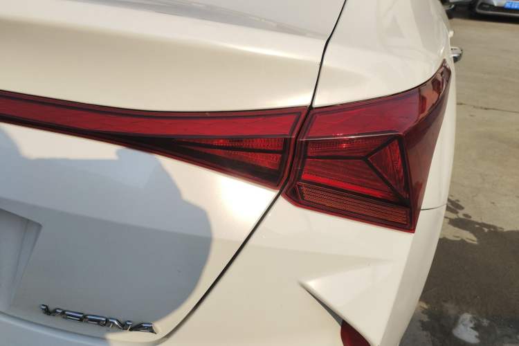 Used Hyundai Verna (new generation) 2020 1.4L Manual GS Youth Edition Exterior 6