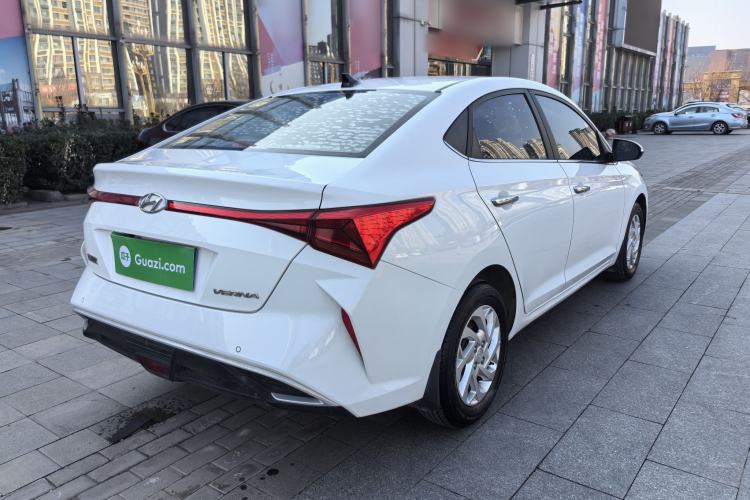 Used Hyundai Verna (new generation) 2020 1.4L Manual GLS Cool Edition Exterior 8