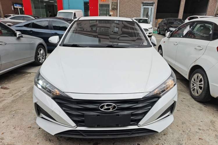 Used Hyundai Verna (new generation) 2020 1.4L CVT GLS Cool Edition Front