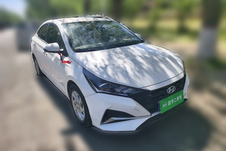Used Hyundai Verna (new generation) 2020 1.4L Manual GLS Cool Edition Front Right 45 Deg