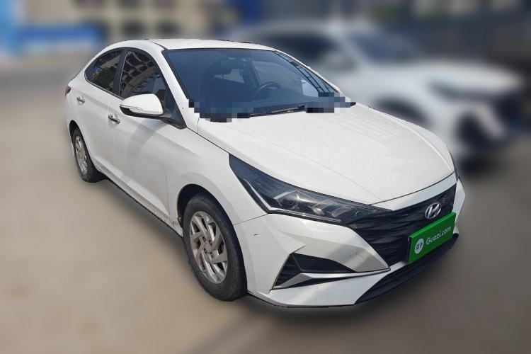Used Hyundai Verna (new generation) 2020 1.4L CVT GLS Cool Edition Front Right 45 Deg