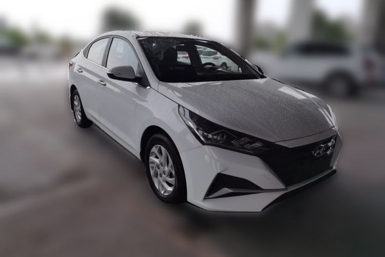 Used Hyundai Verna (new generation) 2020 1.4L CVT GLS Cool Edition Front Right 45 Deg