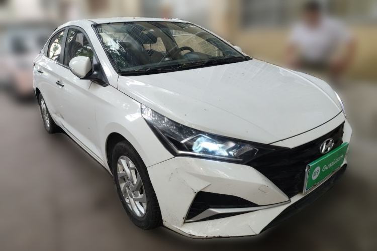 Used Hyundai Verna (new generation) 2020 1.4L CVT GLS Cool Edition Front Right 45 Deg