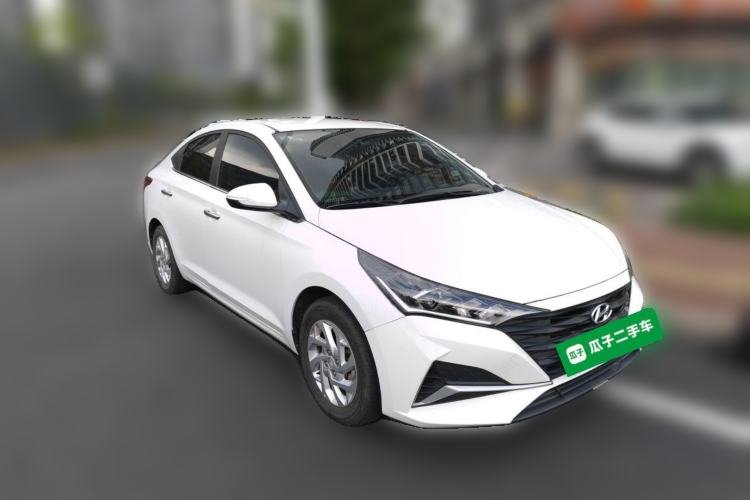 Used Hyundai Verna (new generation) 2020 1.4L CVT GLS Cool Edition Front Right 45 Deg