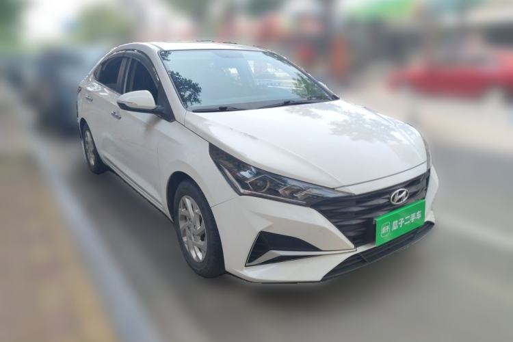 Used Hyundai Verna (new generation) 2020 1.4L Manual GLS Cool Edition Front Right 45 Deg