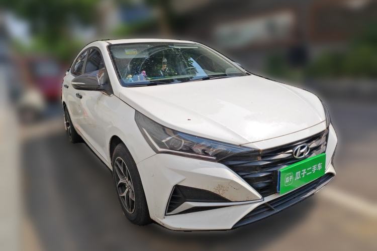 Used Hyundai Verna (new generation) 2020 1.4L CVT GLS Cool Edition Front Right 45 Deg