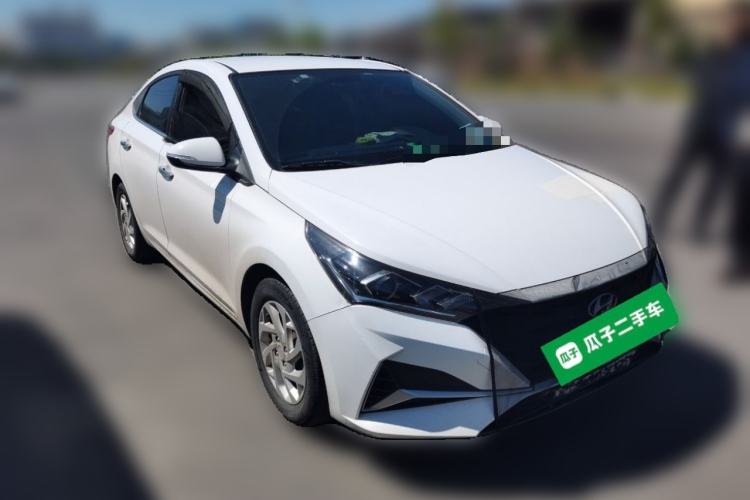 Used Hyundai Verna (new generation) 2020 1.4L Manual GLS Cool Edition Front Right 45 Deg