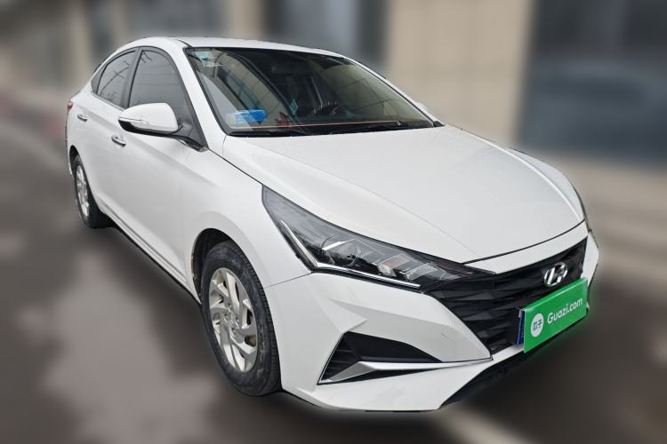 Used Hyundai Verna (new generation) 2020 1.4L Manual GLS Cool Edition Front Right 45 Deg