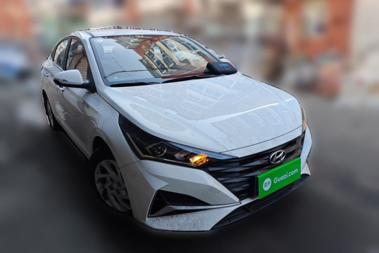 Used Hyundai Verna (new generation) 2020 1.4L Manual GLS Cool Edition Front Right 45 Deg