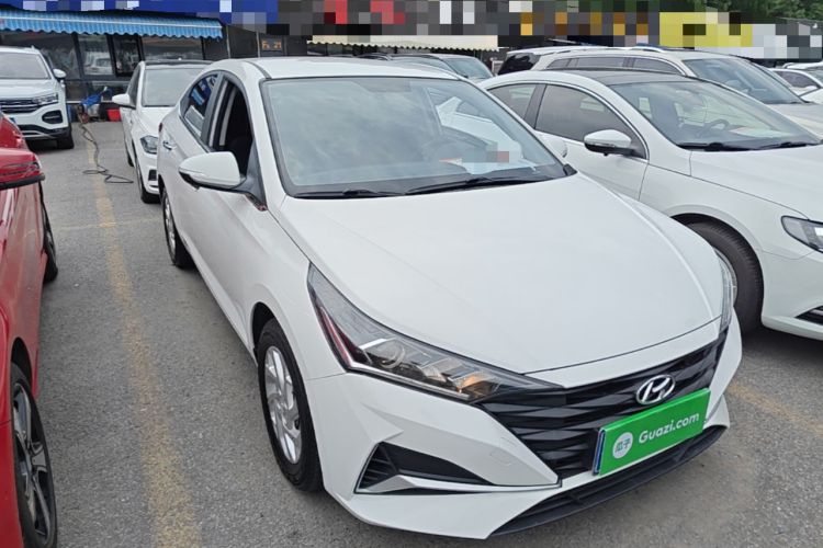Used Hyundai Verna (new generation) 2020 1.4L CVT GLS Cool Edition Front Right 45 Deg