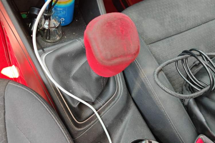 Used Hyundai Verna (new generation) 2020 1.4L Manual GLS Cool Edition Gear Lever