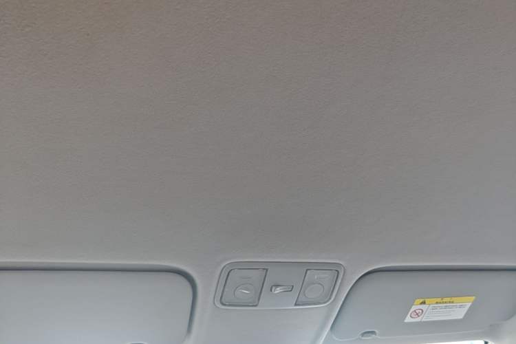 Used Hyundai Verna (new generation) 2020 1.4L CVT GLS Cool Edition Headliner