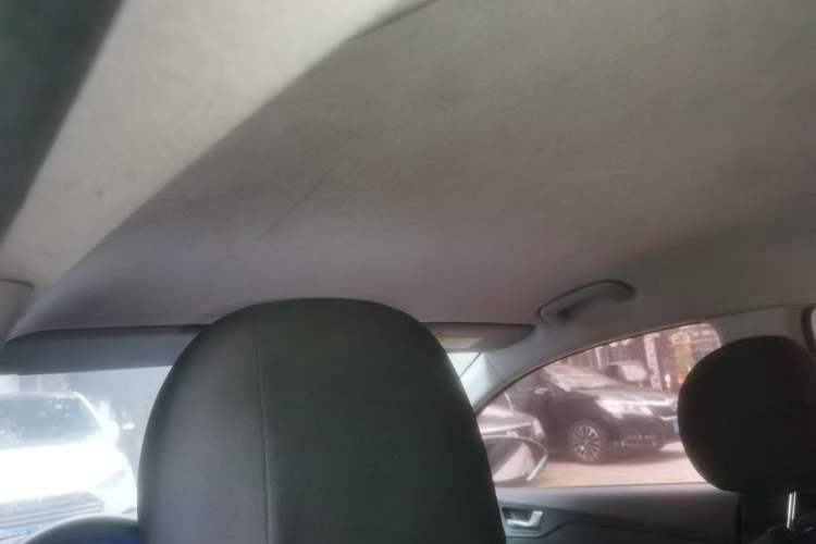 Used Hyundai Verna (new generation) 2020 1.4L CVT GLS Cool Edition Headliner
