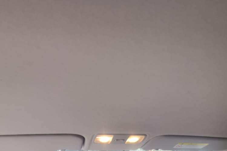 Used Hyundai Verna (new generation) 2020 1.4L CVT GLS Cool Edition Headliner