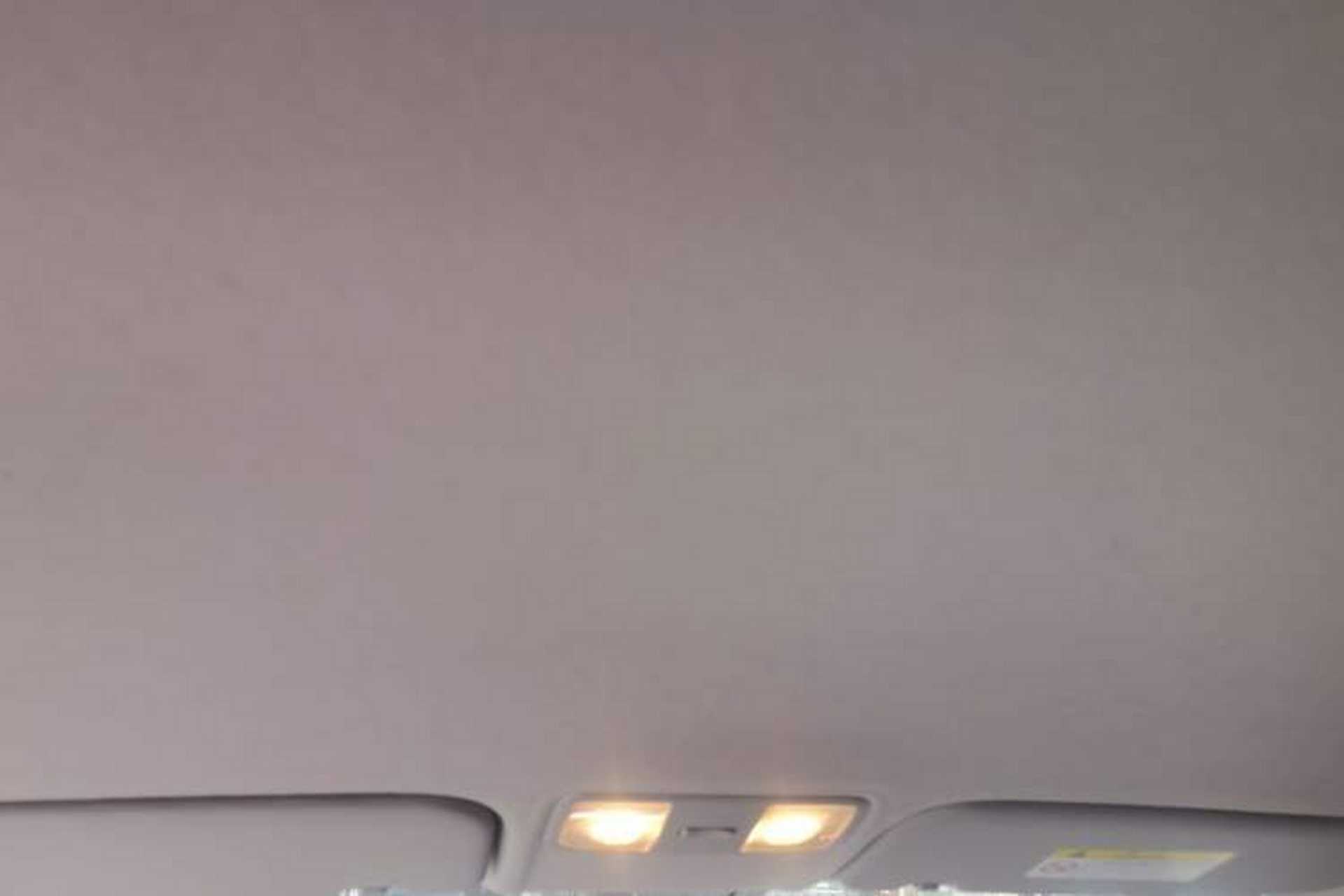 Used Hyundai Verna (new generation) 2020 1.4L CVT GLS Cool Edition Headliner