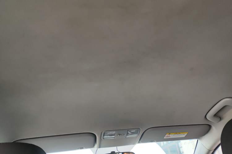 Used Hyundai Verna (new generation) 2020 1.4L CVT GLS Cool Edition Headliner