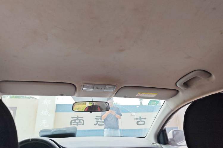 Used Hyundai Verna (new generation) 2020 1.4L Manual GLS Cool Edition Headliner
